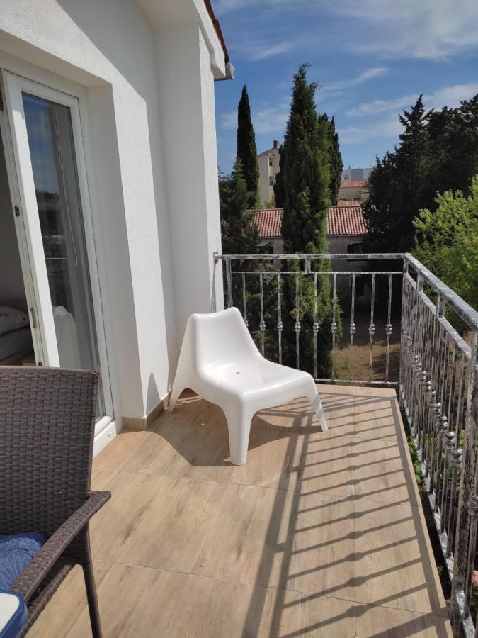Three Lions Apartment Number 2 Pula Exterior photo