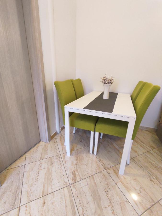 Three Lions Apartment Number 2 Pula Exterior photo
